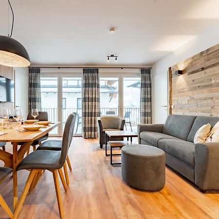 Falken Suites Top 4 Kaprun Exterior photo